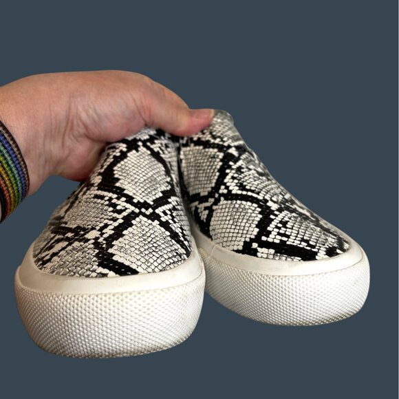 Slip-On Sneakers Black White Snake Flats Casual Walking Shoes Jenn Ardor Size 10 - Picture 6 of 12